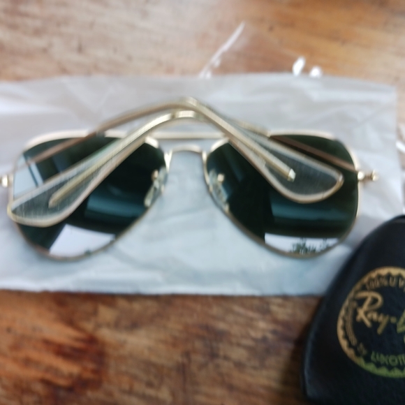 Unisex Rayban Aviators - Picture 4 of 10